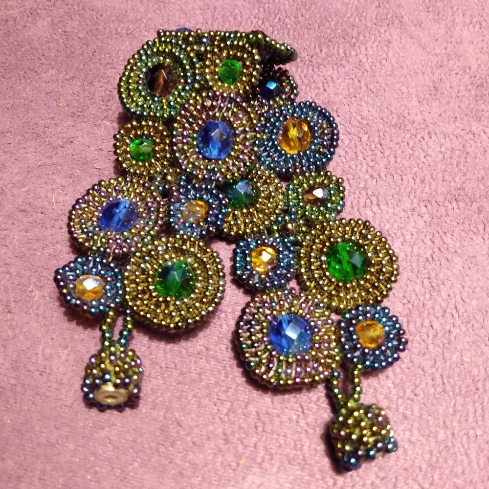 Metallic Seed Bead Bracelet - Picture 5 of 5